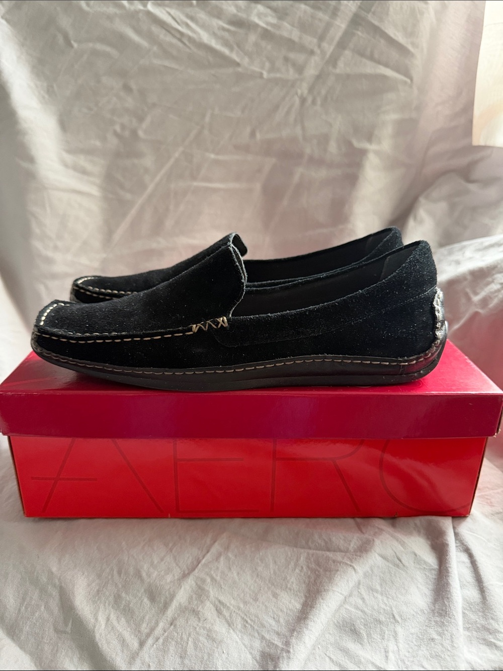 Aerosoles Stream Line Black Suede Slip-On Loafers - Size 7